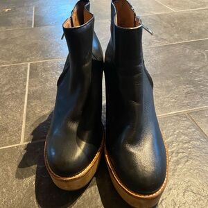 Antonio Melani Black Leather Platform Clog Boots - Size 7M